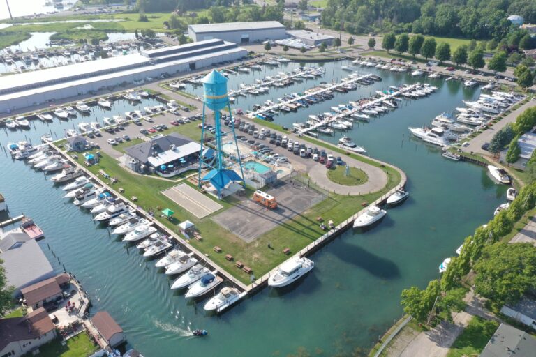 Algonac Harbour Club