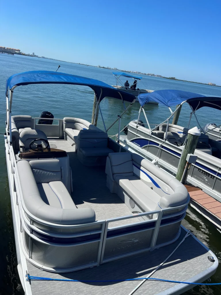 Freedom Boat Club – Ruskin: Antigua Cove