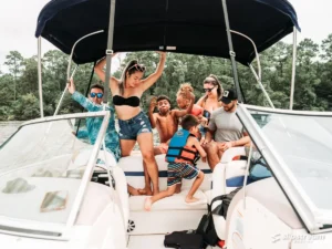 351 Marina Rd, Guntersville, AL 35976