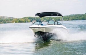 13721 Anna Point Ln, Mineral, VA 23117, USA