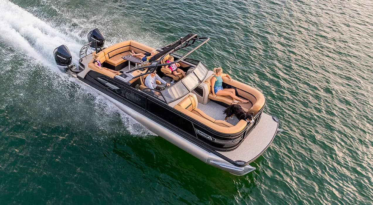 A Boat House – New Tritoon & Used Boat Sales Center