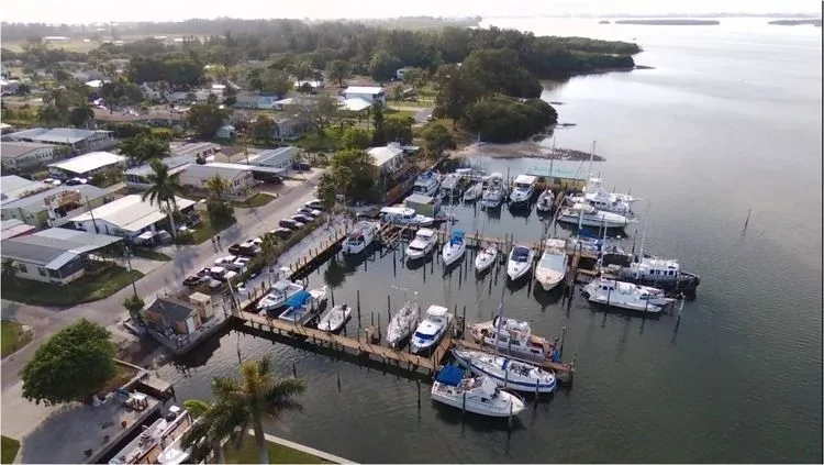 Parrot Cove Marina