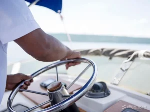 65 Mulford St, Patchogue, NY 11772