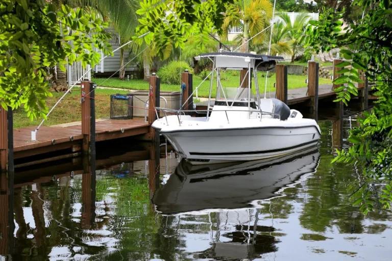 renting a boat in florida