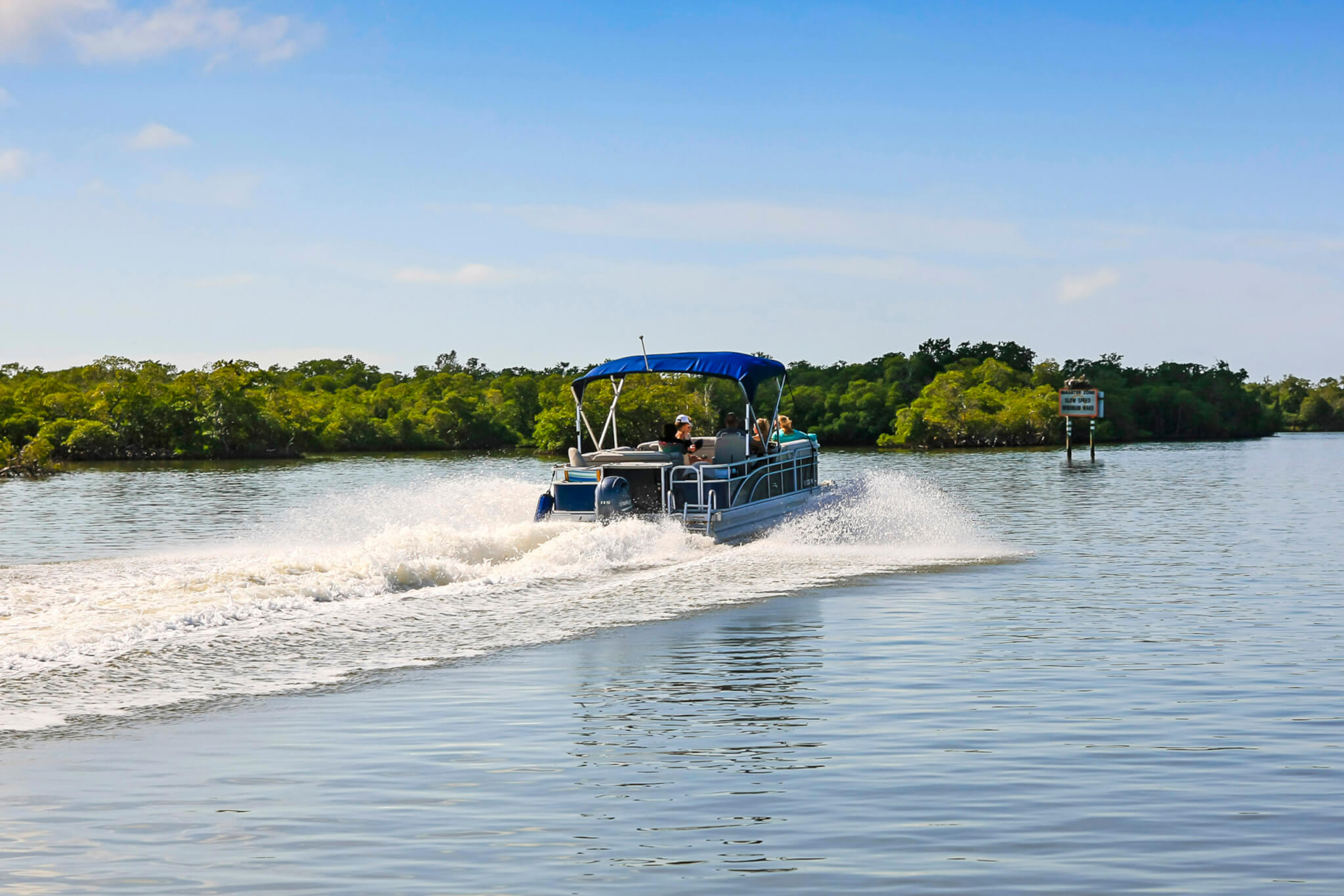 Boat & Pontoon Rentals