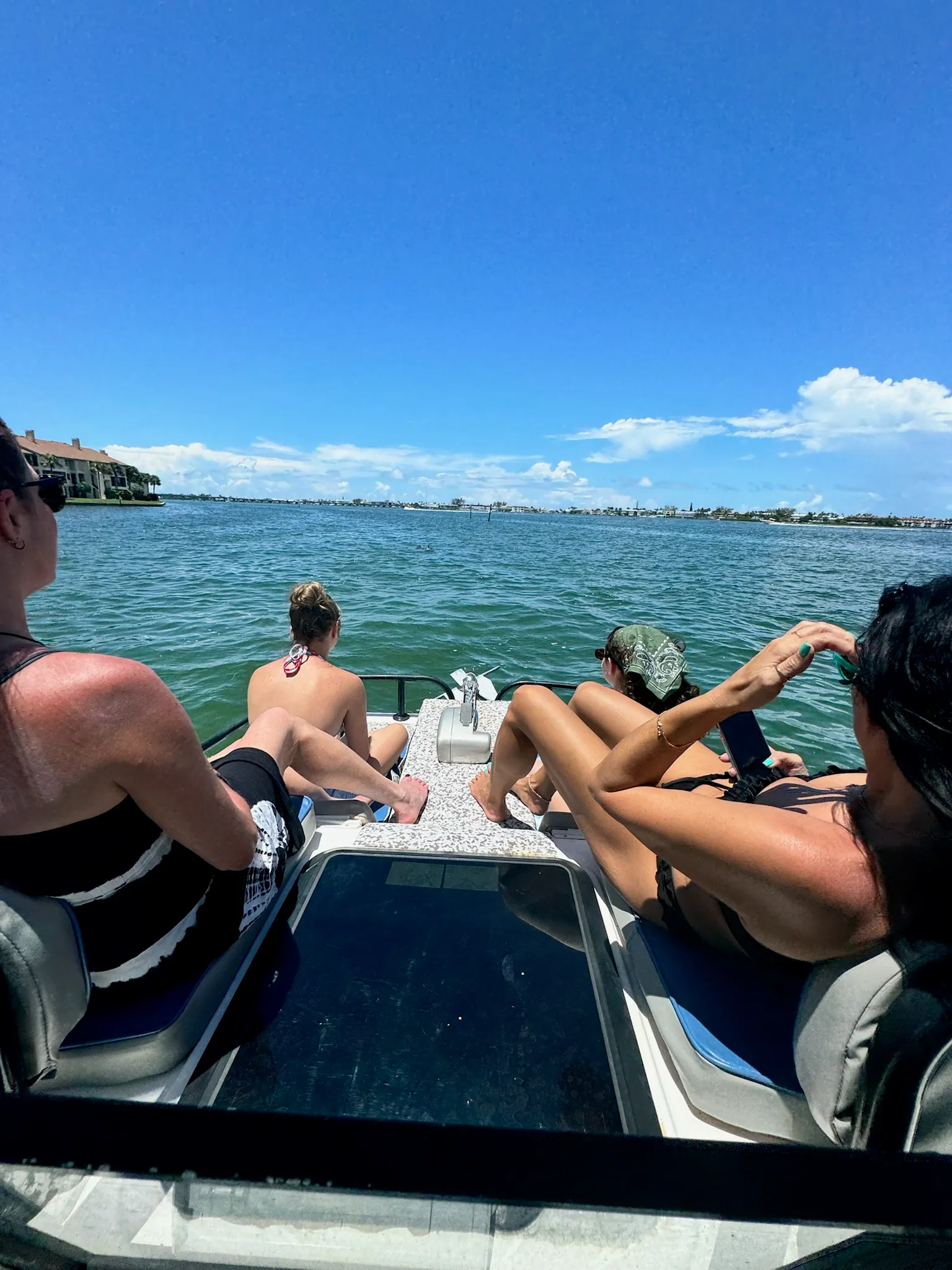 Island Hoppers Boat Tours | Private Boat Tours, Dolphin Tours Anna Maria Island