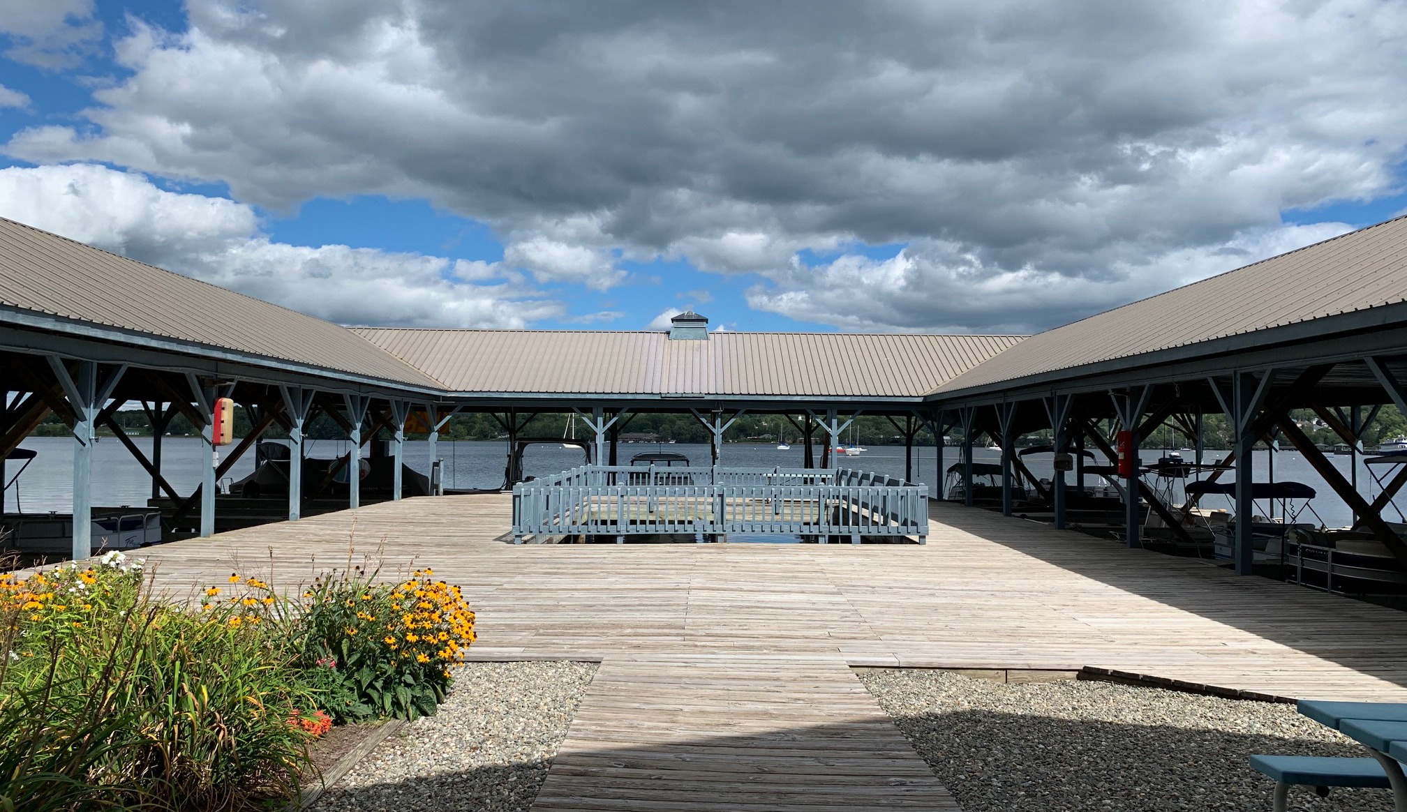 Newport Marine Service & Storage