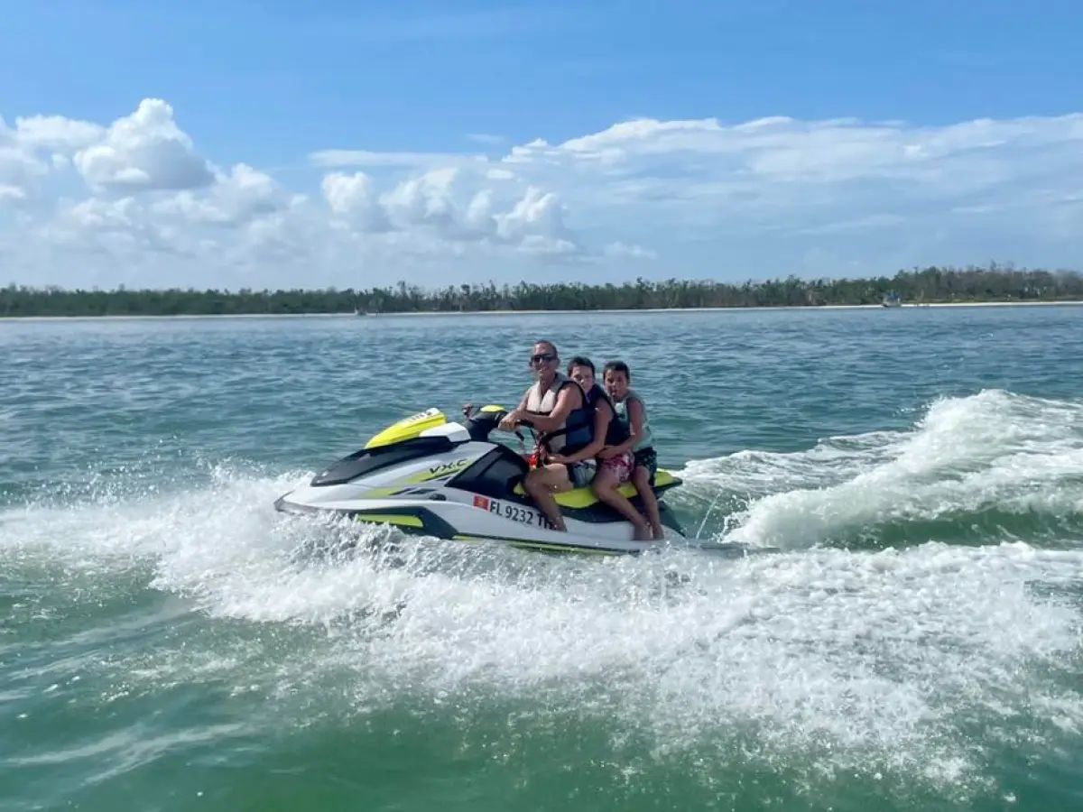 Holiday Water Sports at the Best Western