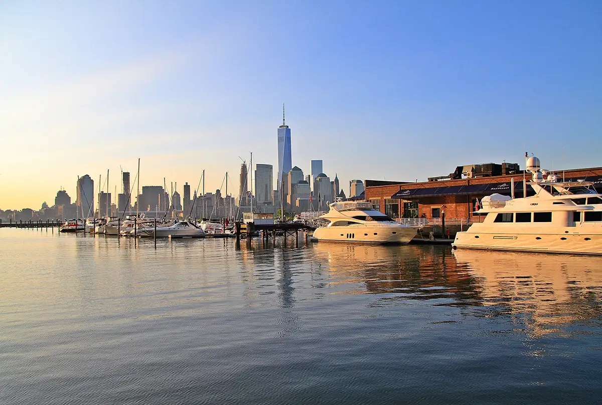 Anchor Yacht Charters & Boat Rentals