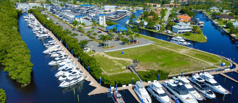 MarineMax Fort Myers