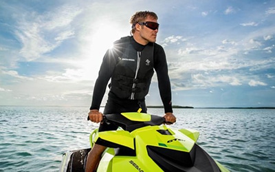 Mad Beach Boat Rentals