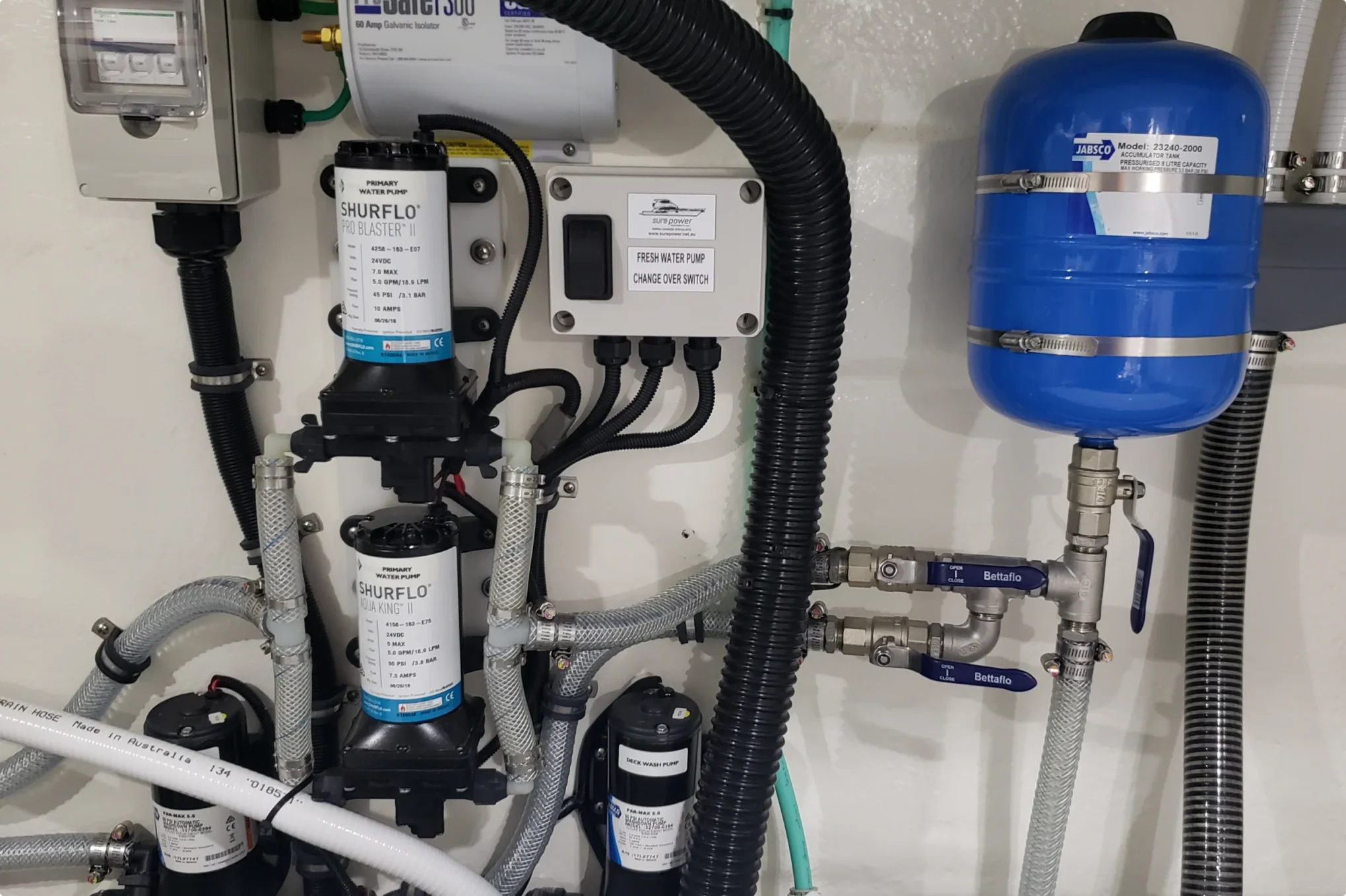 SN Yacht Services – Boat service