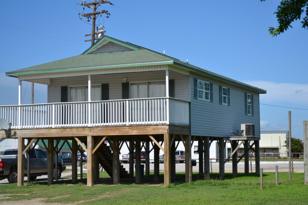 Kelso Rentals LLC dba Spicer-Hughes Marina & Motel