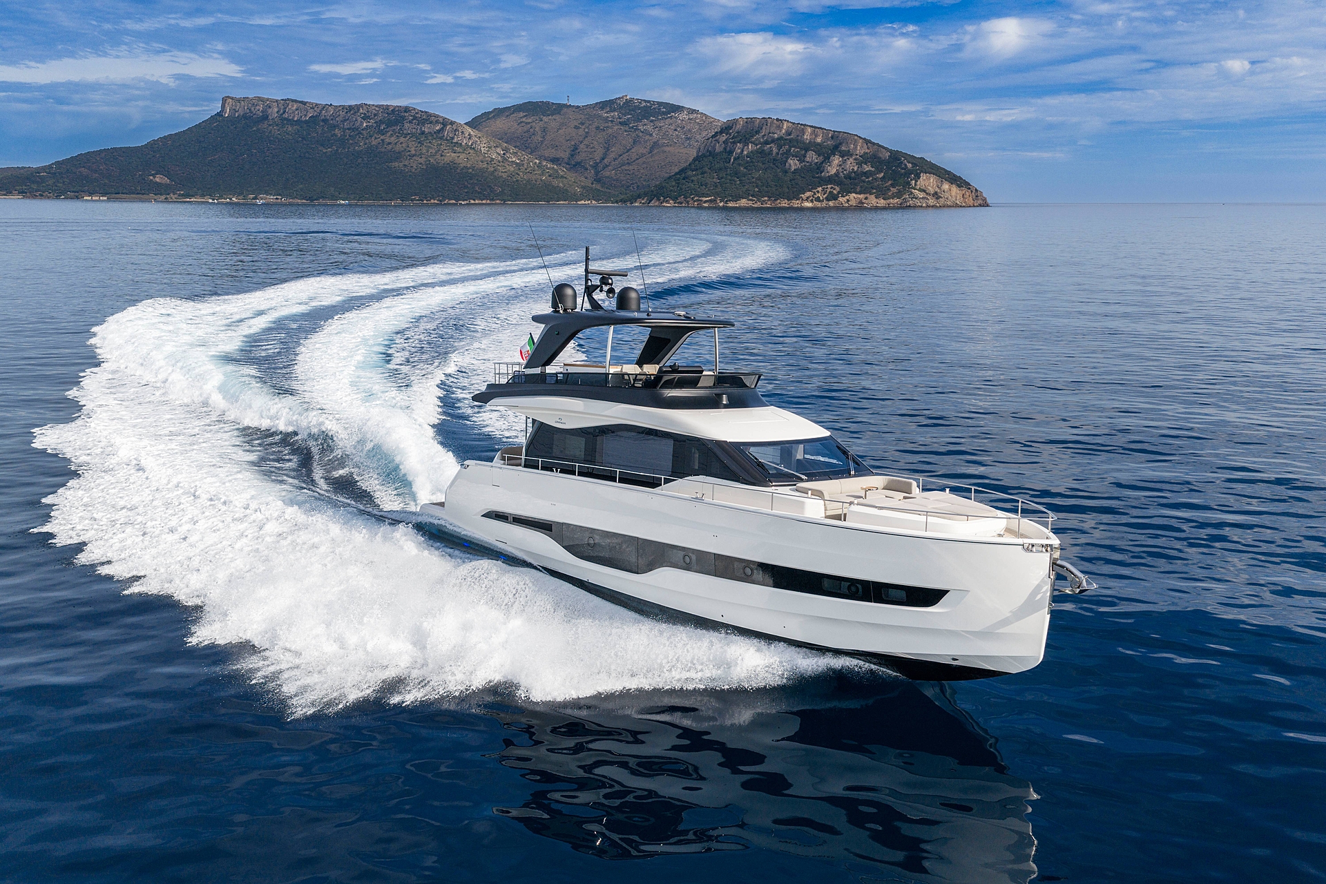 InterMarine Boats Jupiter Sales + Service Center