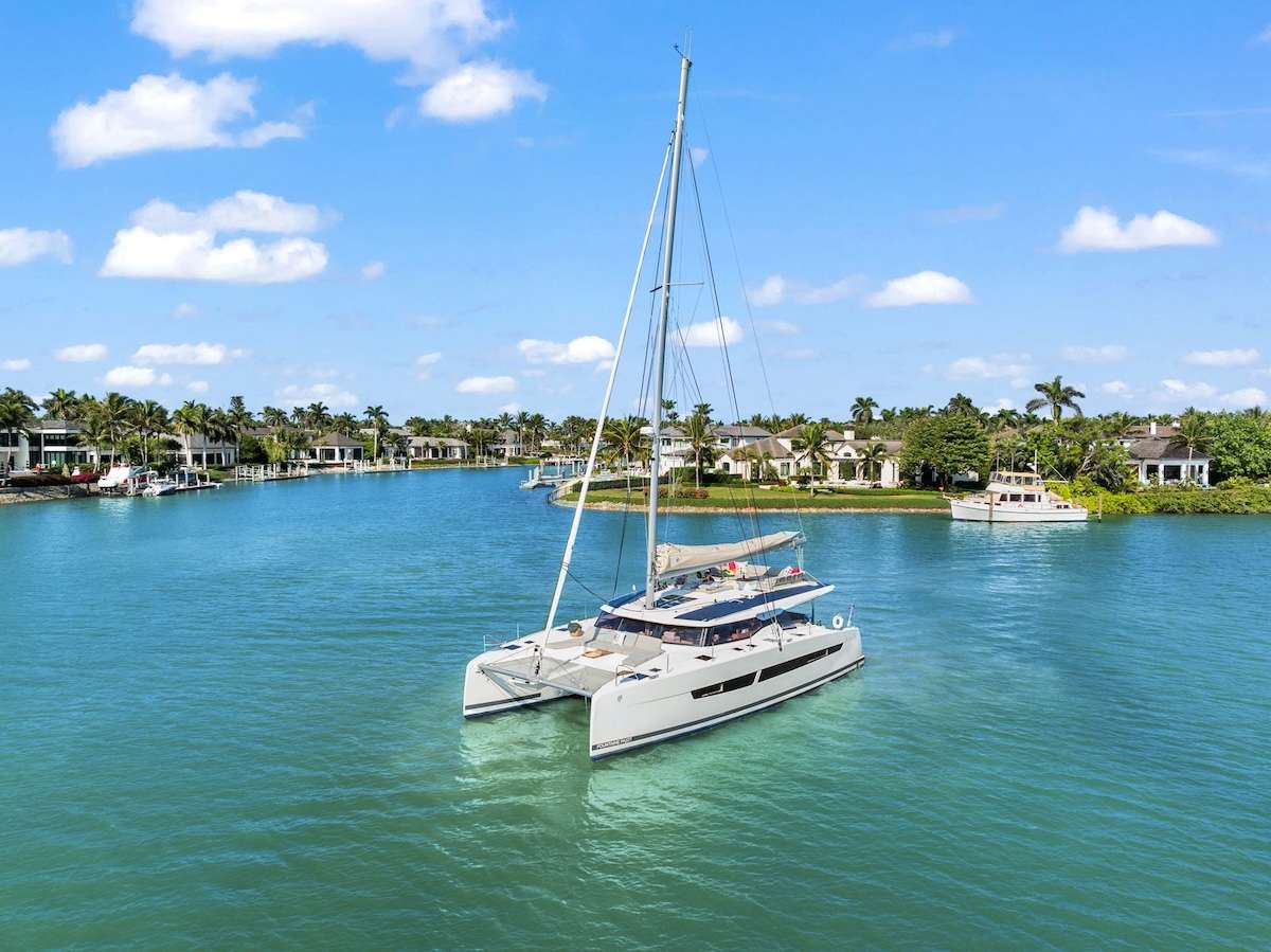 Out Of The Blue Yacht Charters