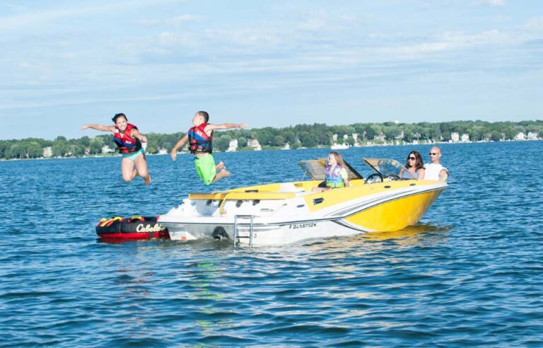 Water’s Edge Boat Club