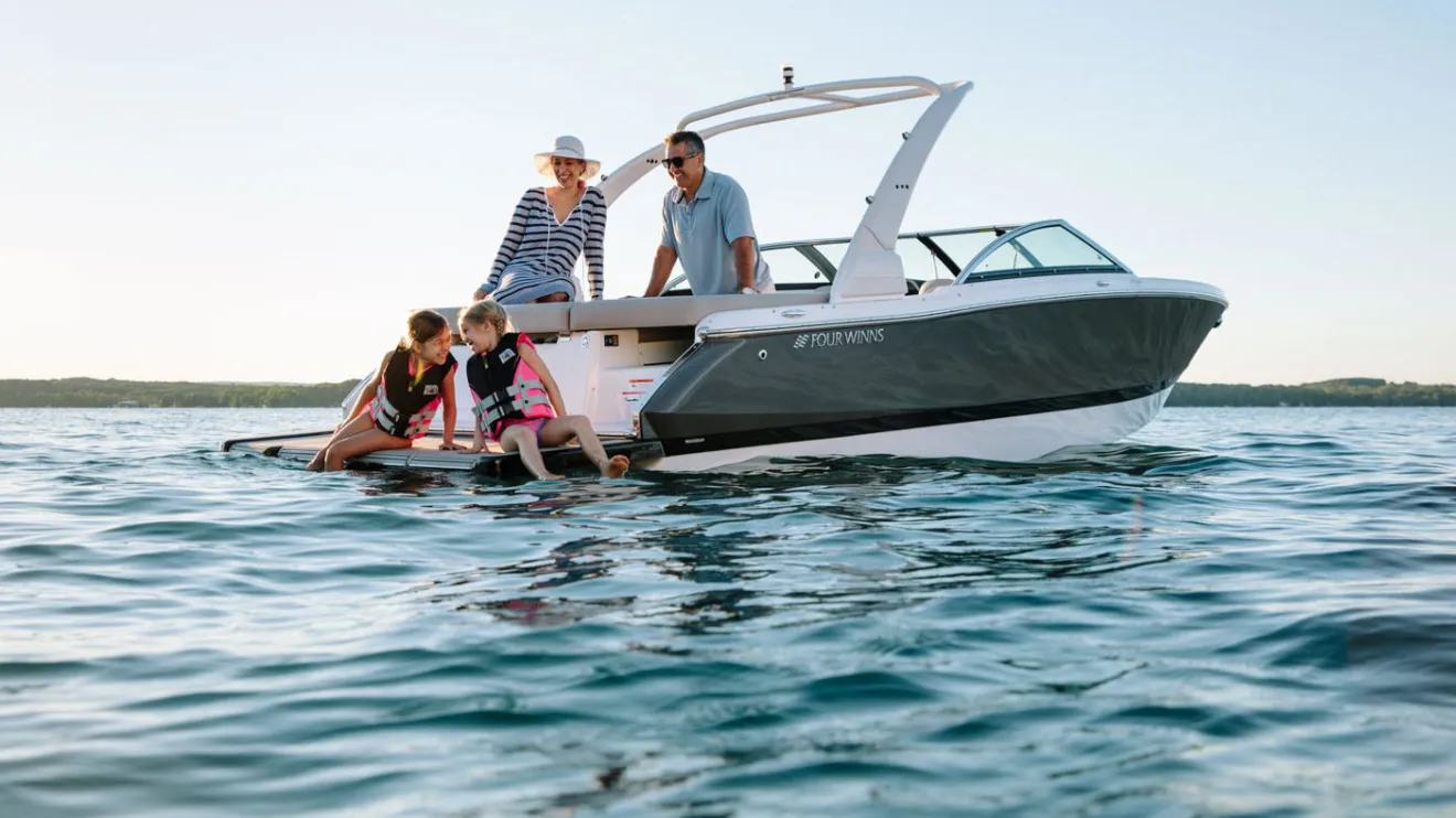 Tahoe Sports Ski Run Boat Company