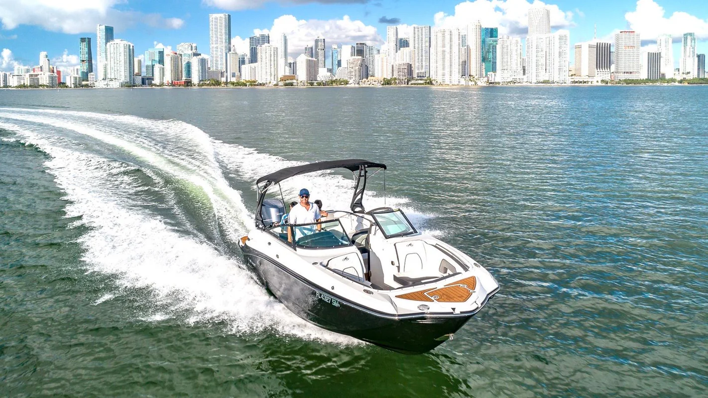 MIAMI VIP BOAT RENTAL