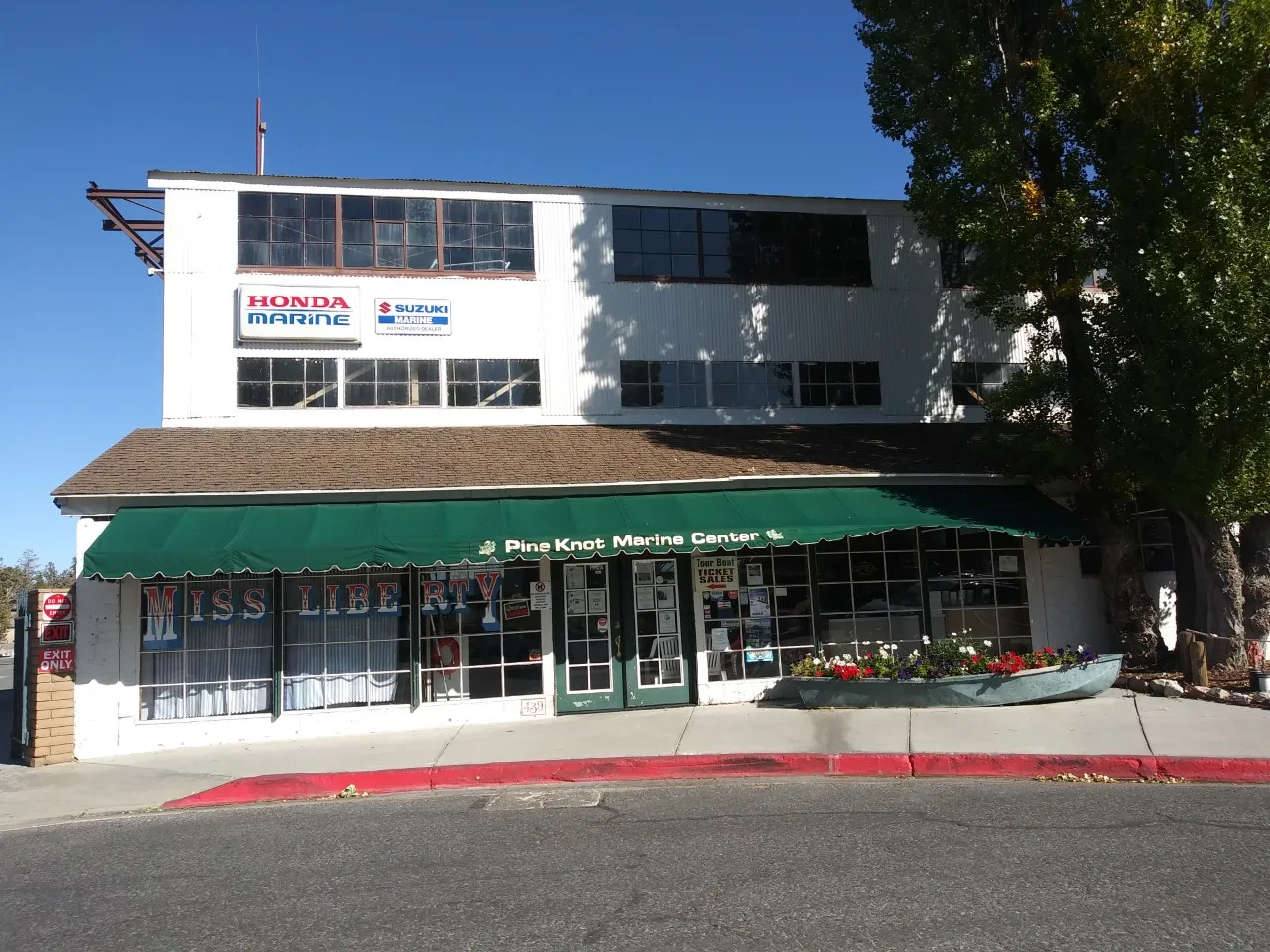 Miss Liberty Paddlewheel Tour Boat