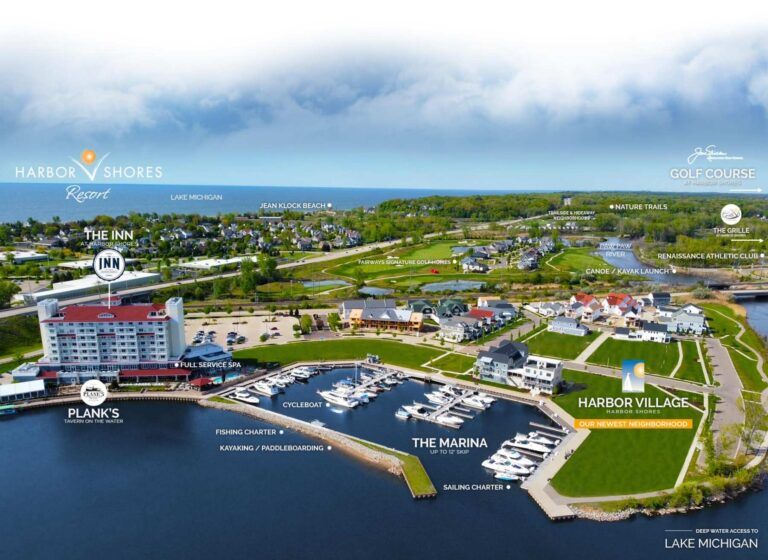 Marina at Harbor Shores