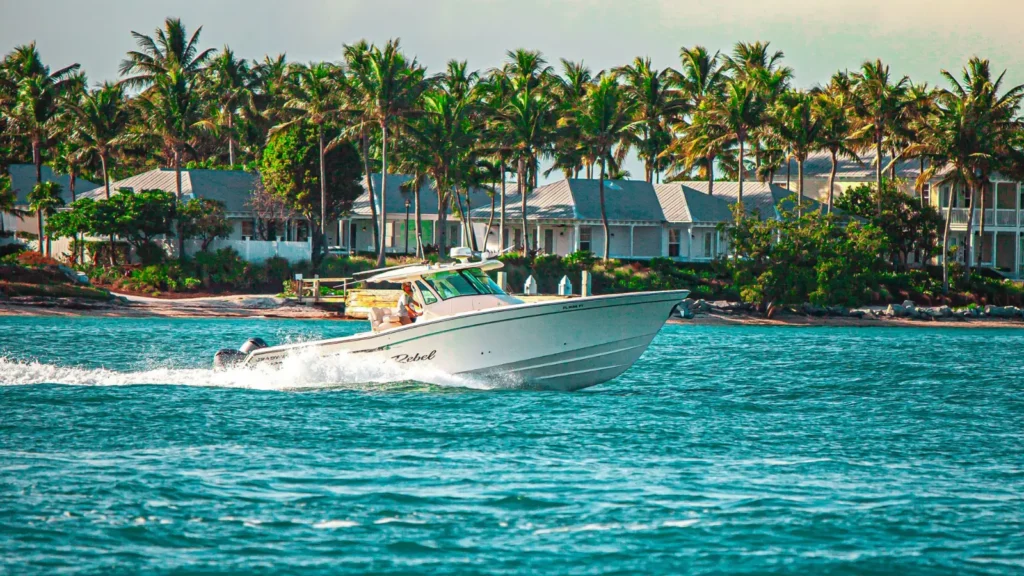 boat clubs in cape coral