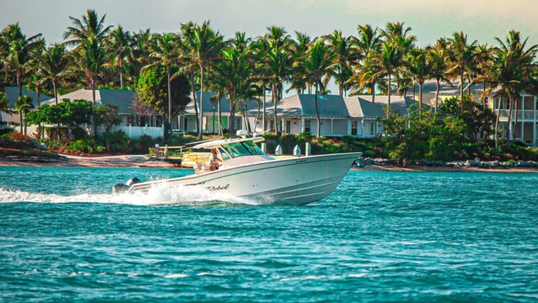 boat clubs in cape coral