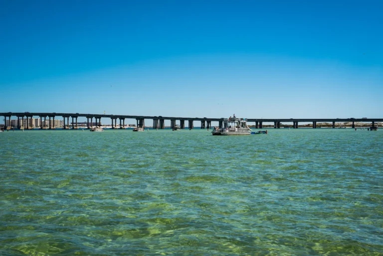 boat clubs in destin
