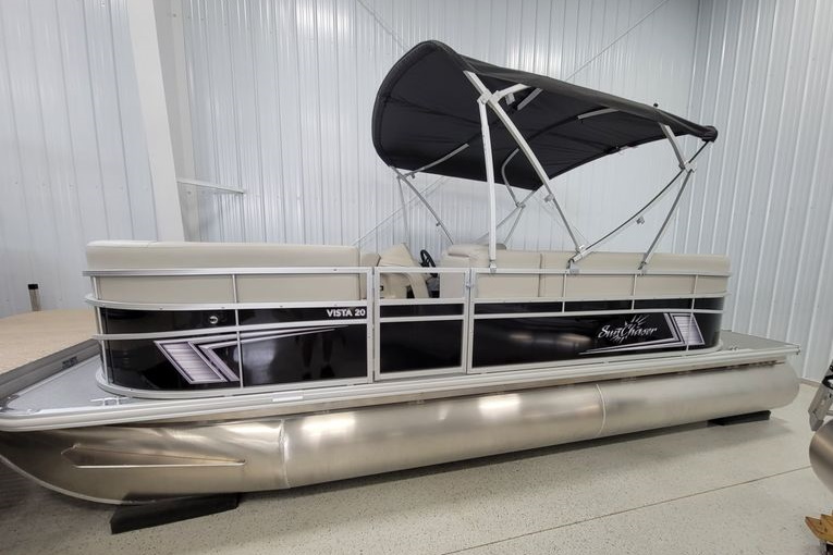 Midwest Rental Company At Fox Harbor Marina