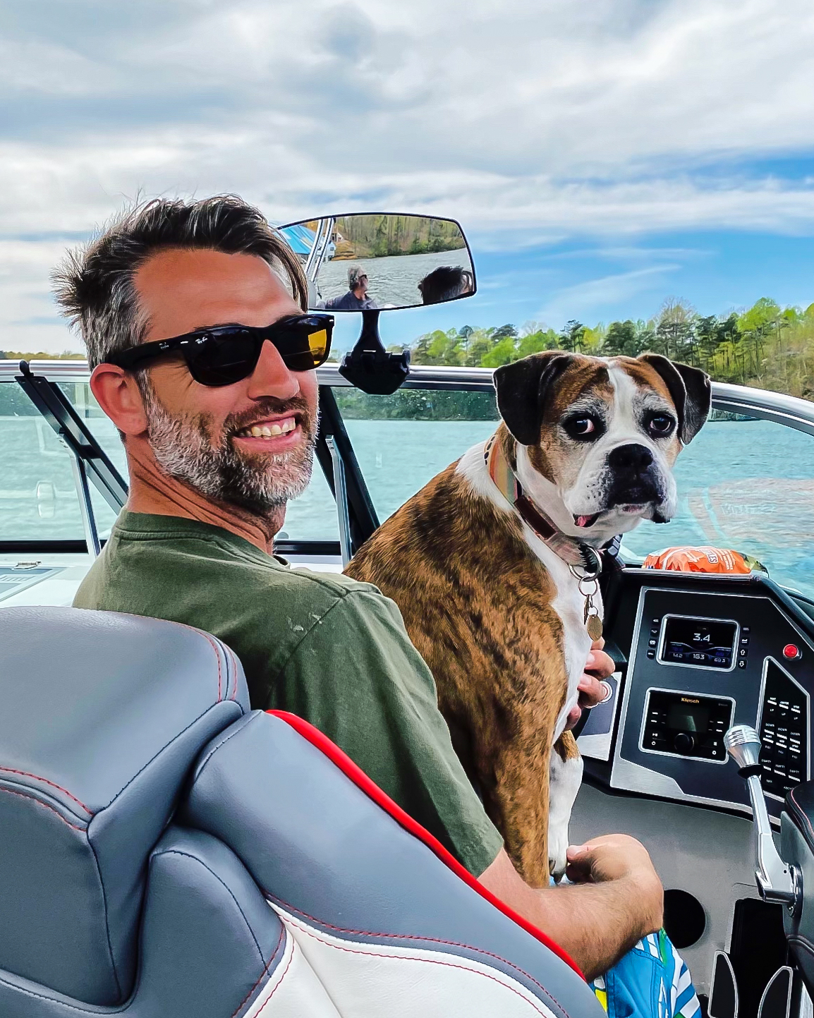 Skiers Marine Athens