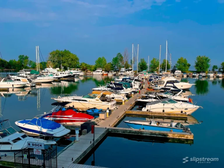 Horn Harbor Marina
