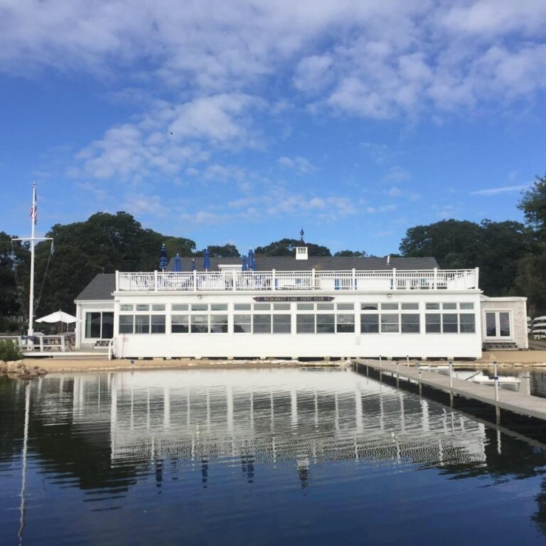 Wequaquet Lake Yacht Club
