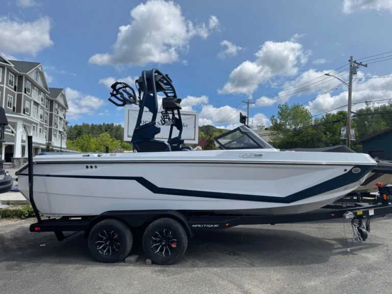 Fogarty’s Lake Flower Marina