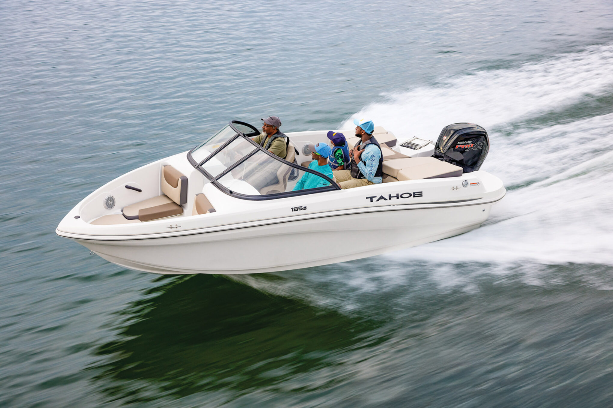 Minocqua’s Premier Boat Rental & Boat Storage Company