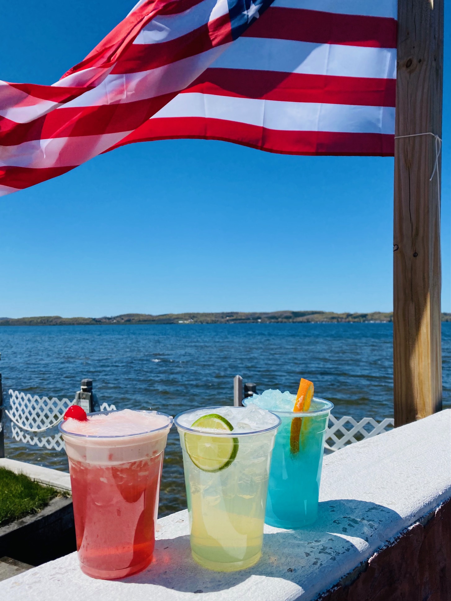 Paradise Cove Bar & Grill (South End Tiki)