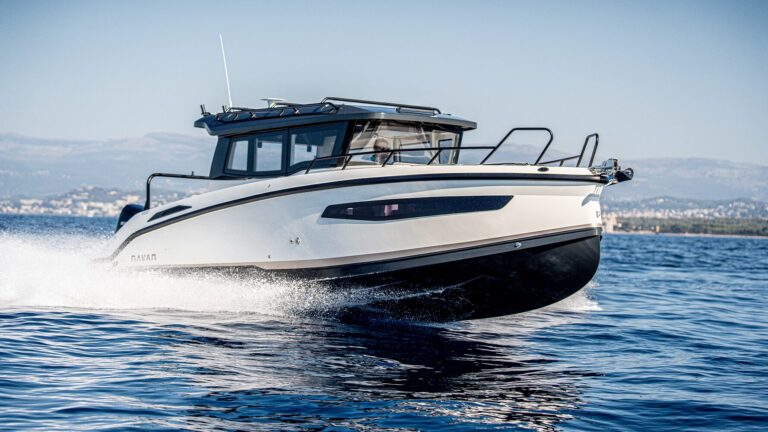 D & R Boat World