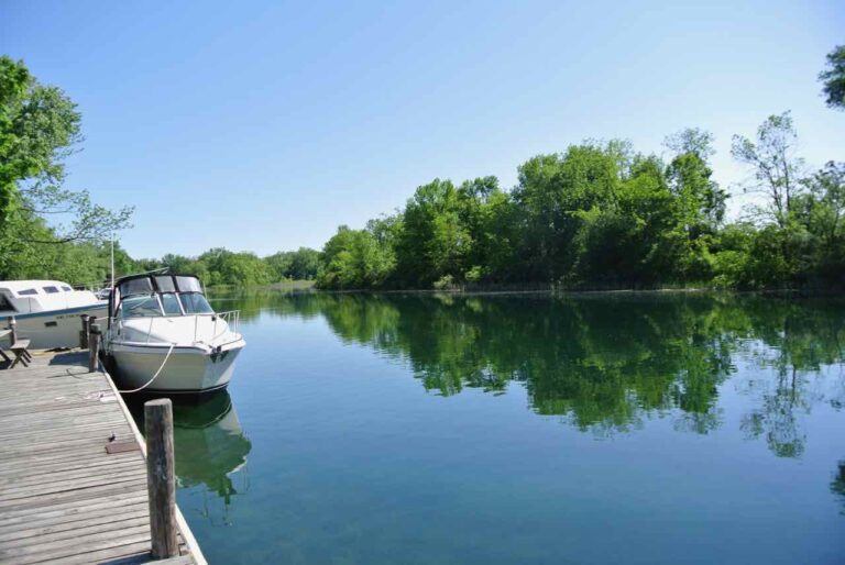 Inland Harbor Marina