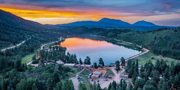 Monument Lake Resort