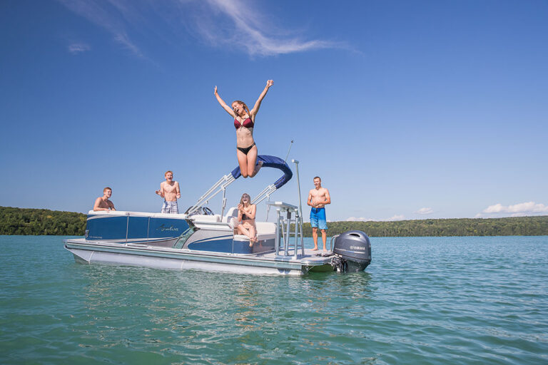 Lake Ogemaw Marina