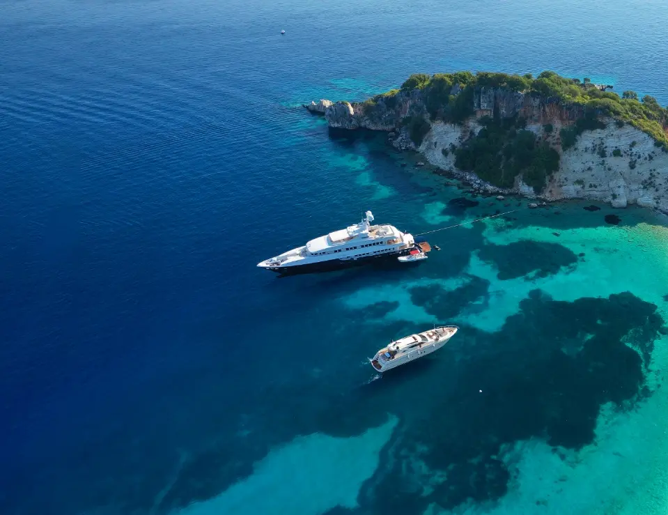 Luke Brown & Associates Yacht