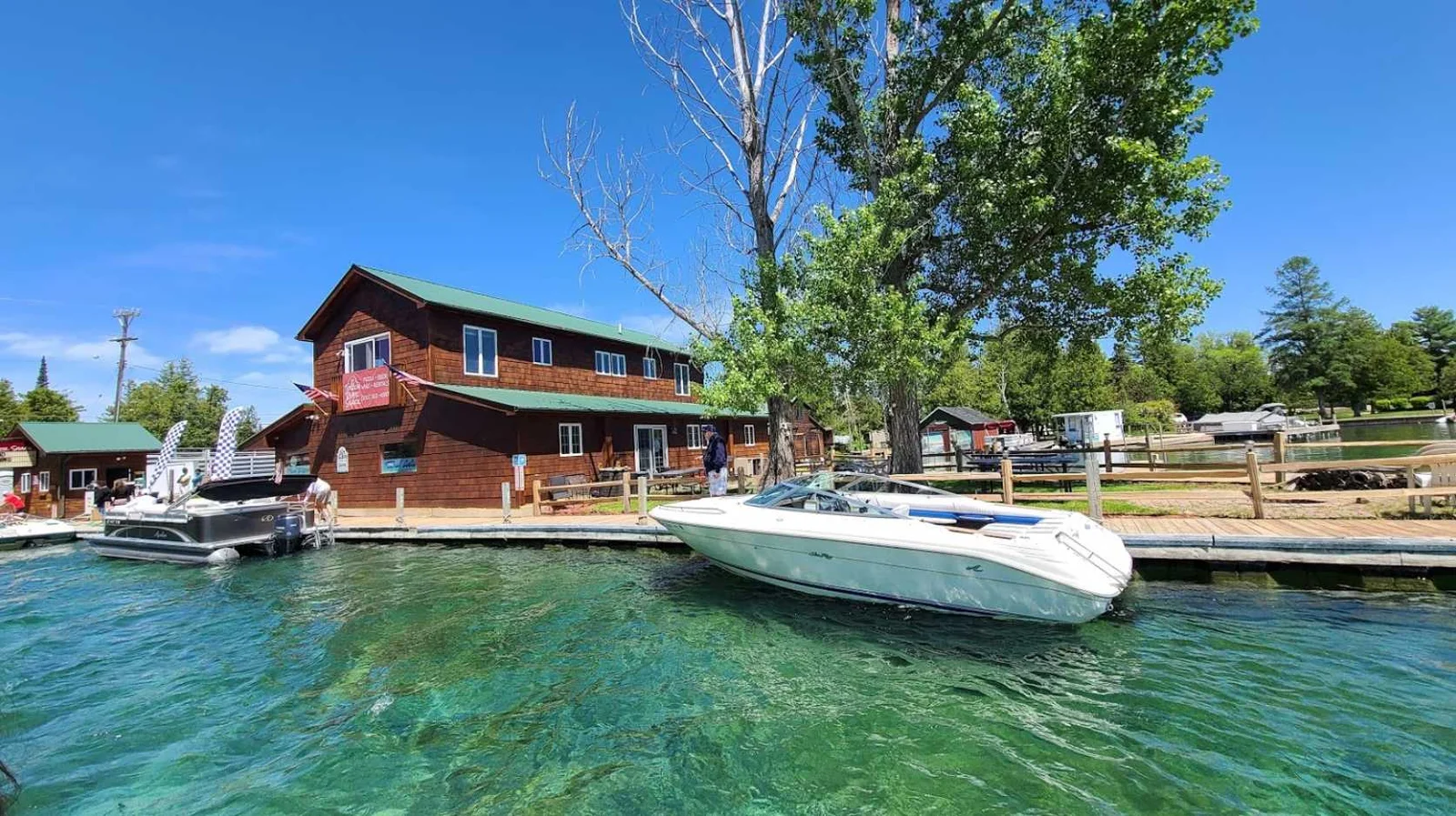 Torch River Shack | Food & Pontoon Rentals