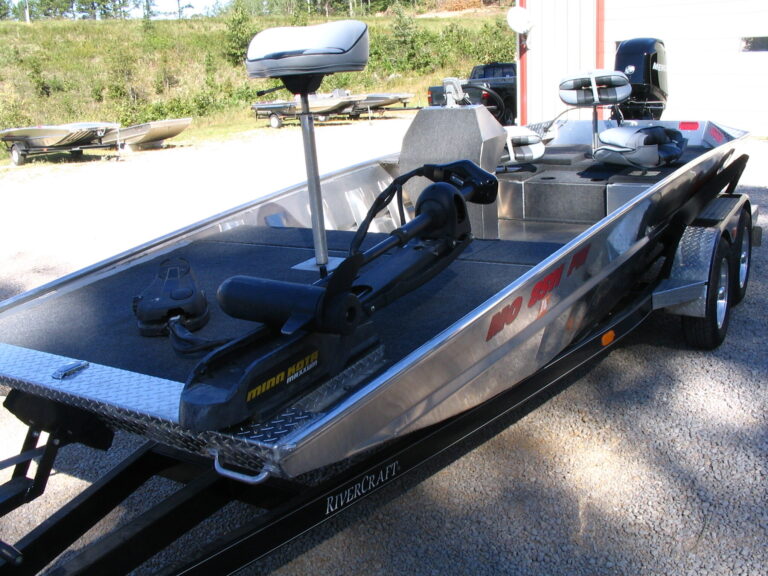 West Boat Shop