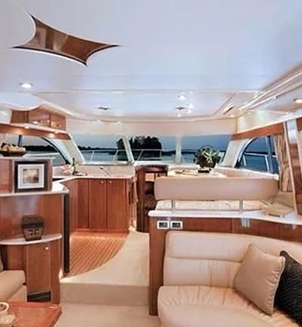 OceanBreeze yacht Rentals LLC
