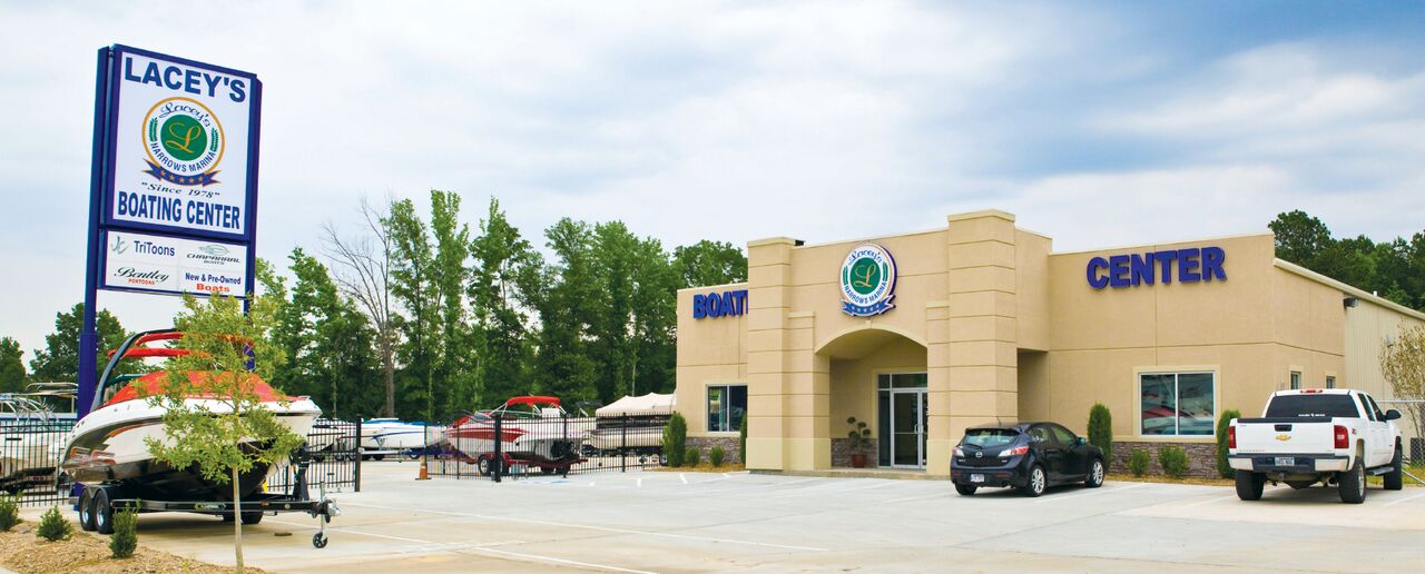 Lacey’s Boating Center