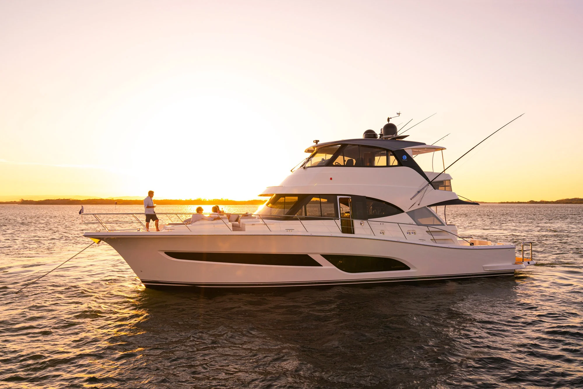 Formula Boats Factory New York Show Room at Surfside 3 Marina