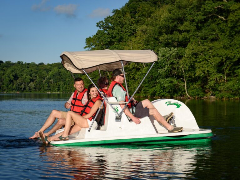 Flatwater Paddle Co. at Shepherd Lake Boathouse