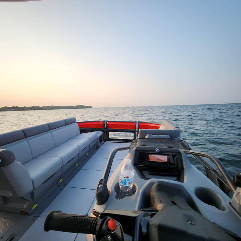 Detroit Jetboat Adventures – Pontoon Boat Rentals