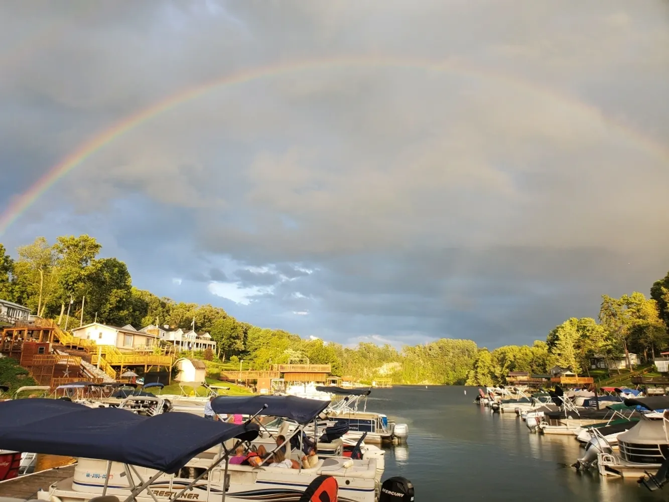 Mountain 2 Island at the Rock House Marina