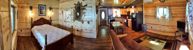 Oak Hollow Resort | Seasonal RV Park & Vacation Cabin Rentals | Pontoon Boat Rentals
