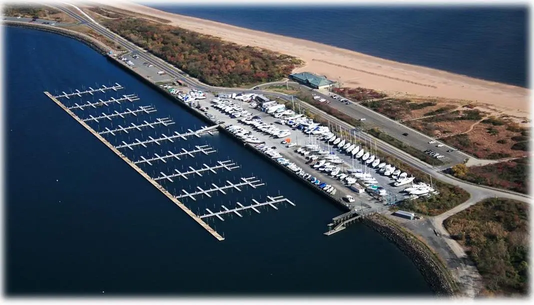 Moonbeam Great Kills Marina