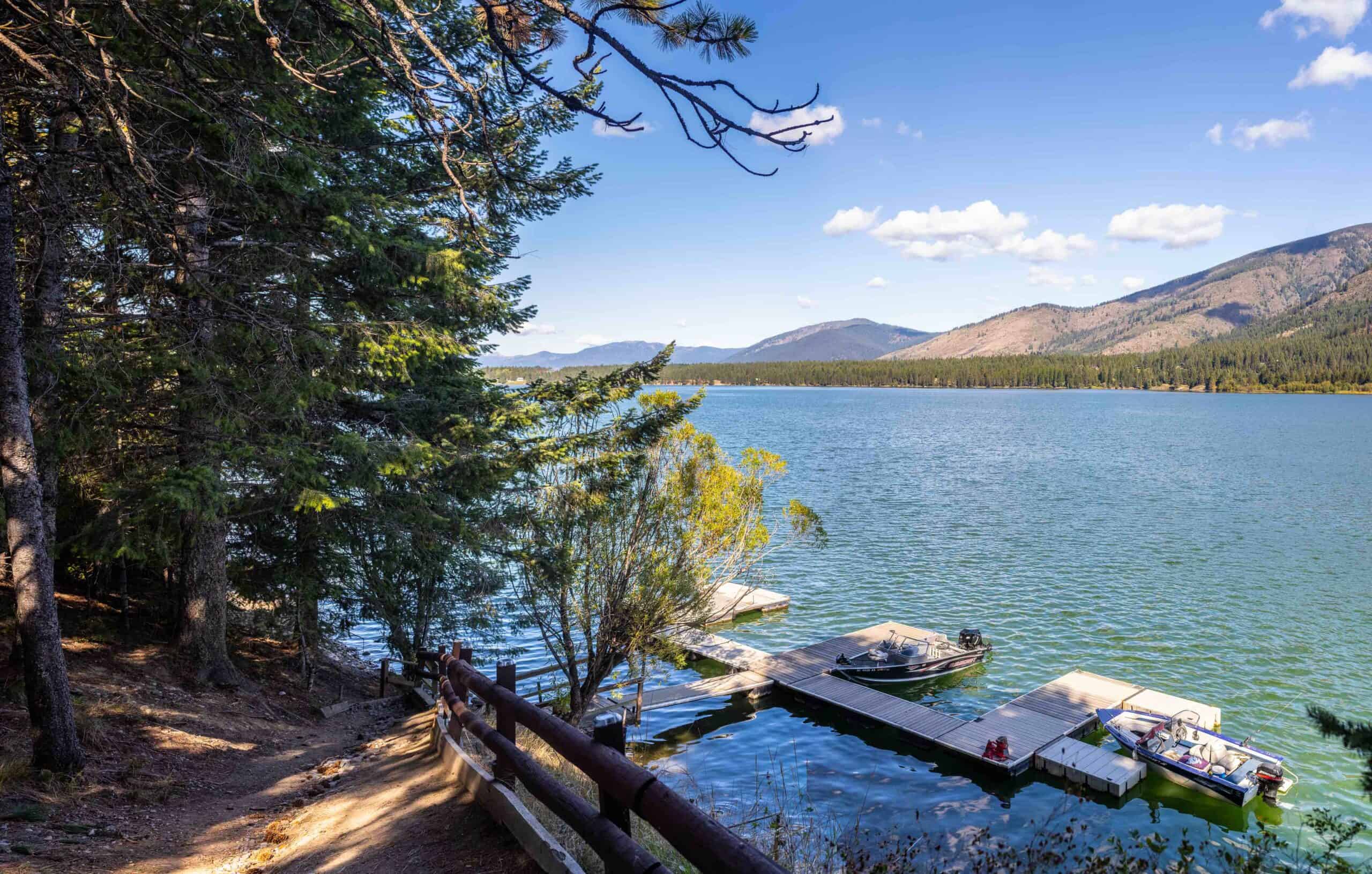 Lakeside Motel & Resort